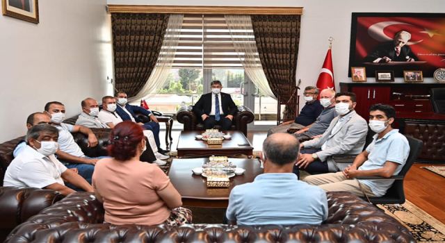 Osmaniye Kahramanmaraşlılar Yardımlaşma ve Dayanışma Derneğinden Vali Dr. Erdinç Yılmaz'a ziyaret