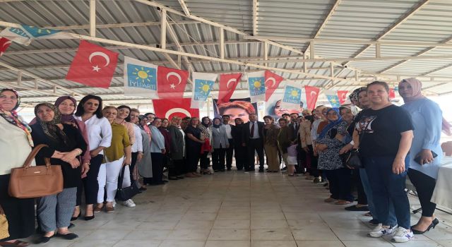 Osmaniye'de 50 kadın İYİ Parti ailesine katıldı