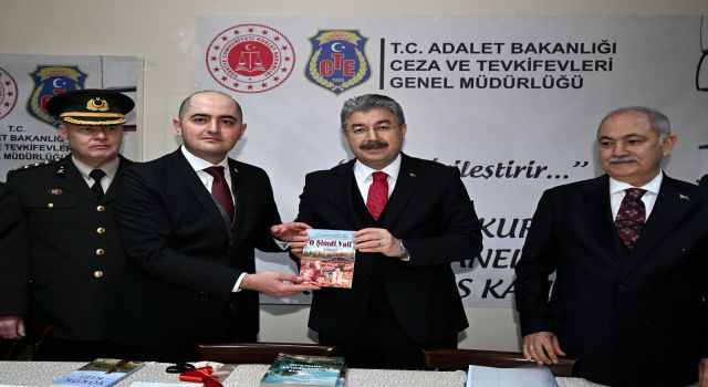 Osmaniye Adliyesinde kitap bağış kampanyası başlatıldı