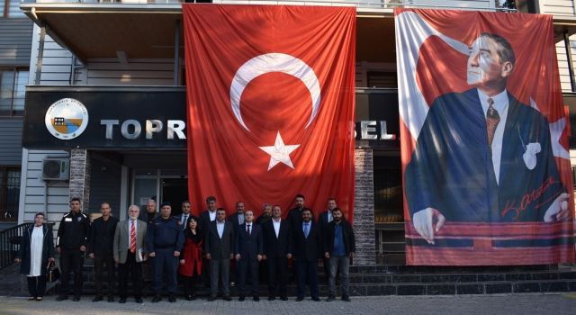 Toprakkale Kaymakamı Selimoğlu ve Belediye Başkanı Daşöz muhtarlarla bir araya geldi
