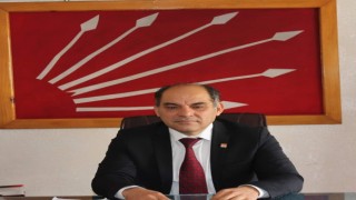 CHP Osmaniye İl Başkanı Şükret Çaylı, Prof. Dr. Ahmet Taner Kışlalı'yı andı