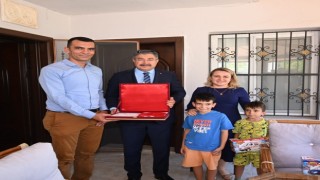 Vali Yılmaz, 15 Temmuz Gazisi İrfan Paksoy’u ziyaret etti